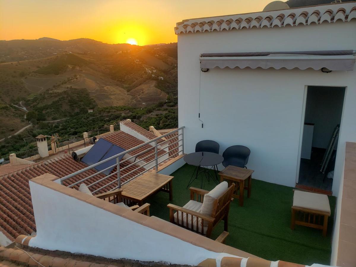 Loft Of Love Frigiliana Exterior photo