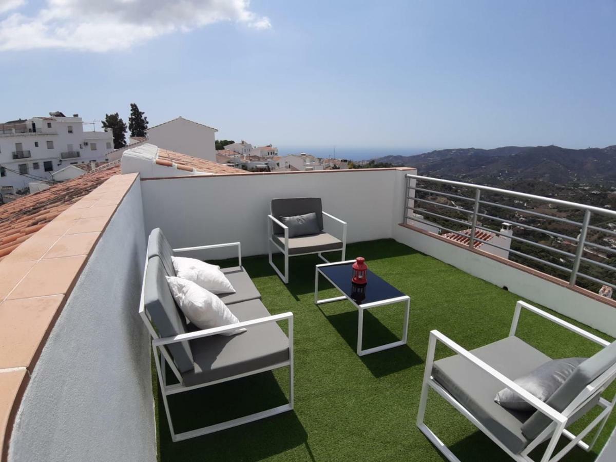 Loft Of Love Frigiliana Exterior photo